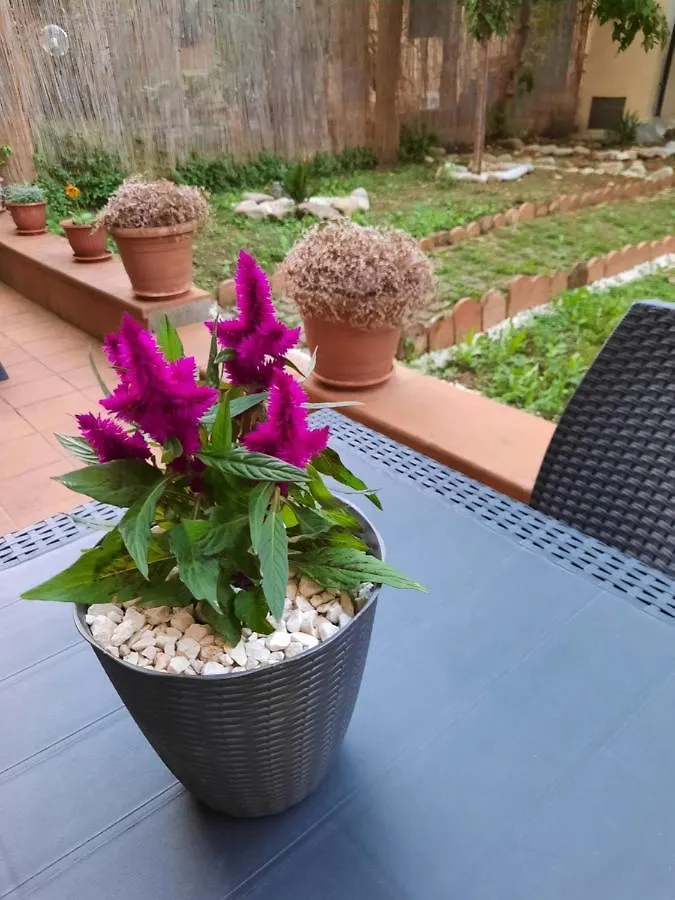 Au Jardin De Florence Bed and Breakfast Appartamento